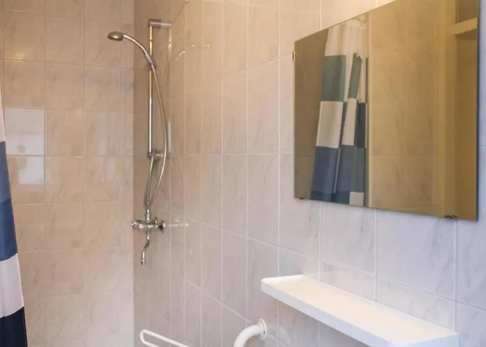 Porta Isola - Land 127 *